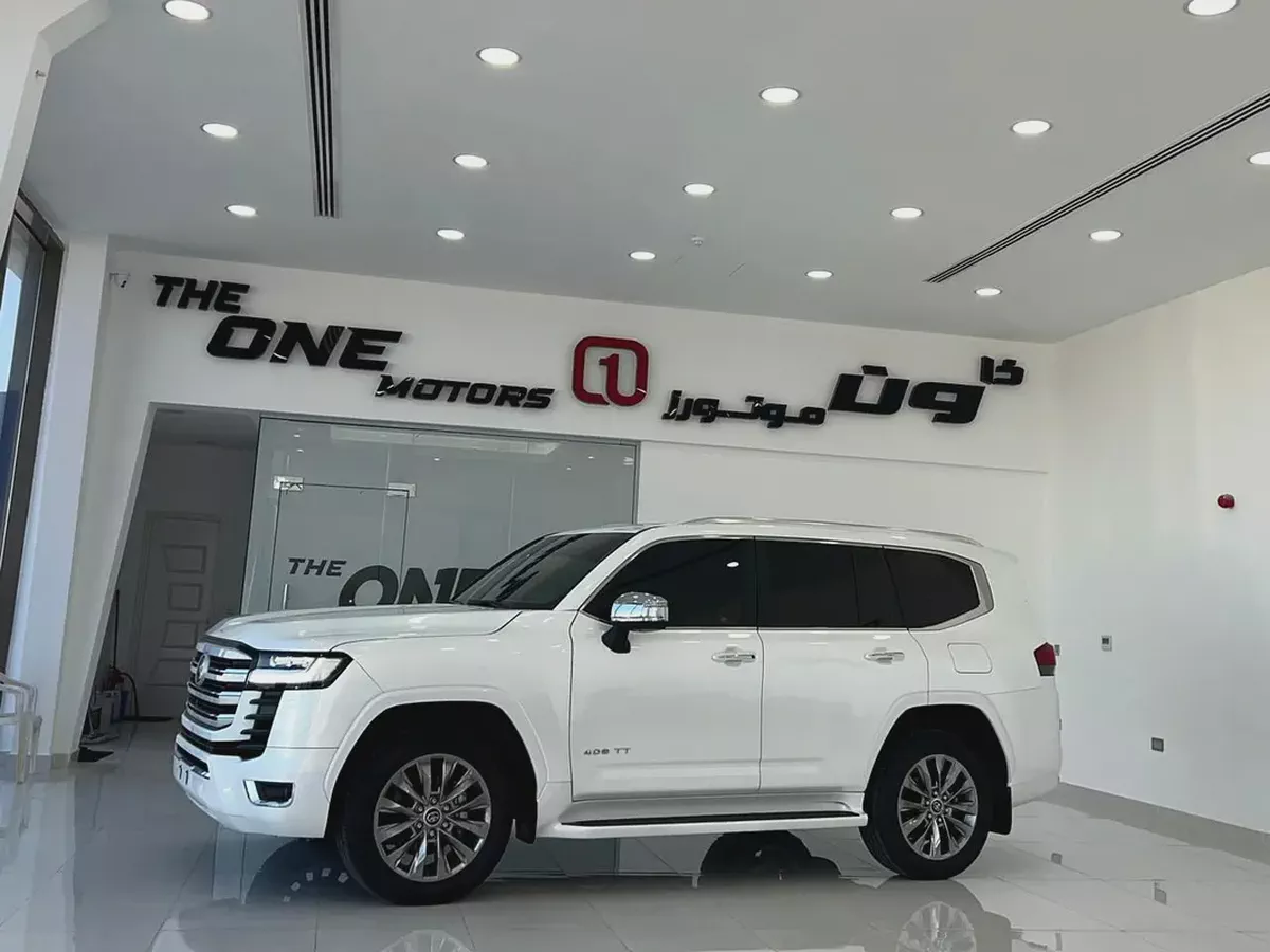 Toyota Land Cruiser VXR 2023 GCC Specs