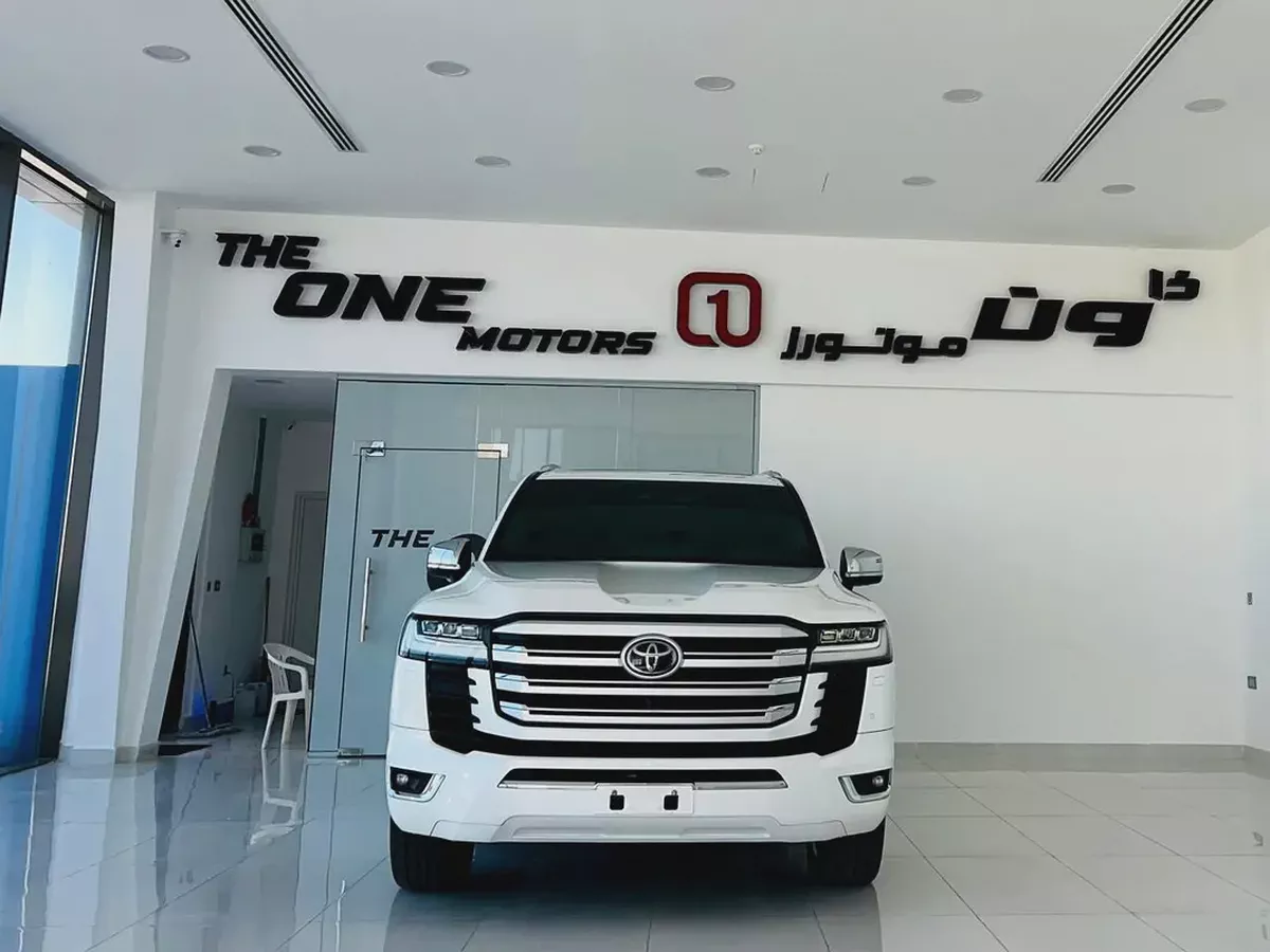 Toyota Land Cruiser VXR 2023 GCC Specs-4-4