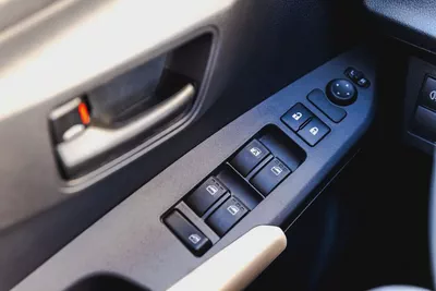 2026 Toyota Yaris E GCC Specs | Brand New | Fuel Efficient-7