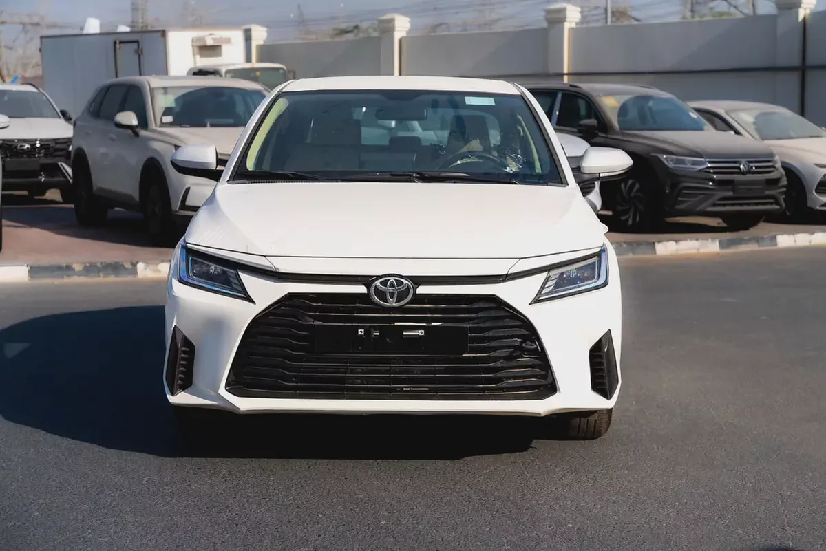 2026 Toyota Yaris E GCC Specs | Brand New | Fuel Efficient-2-2