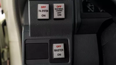 Toyota Land Cruiser 70 LC 78 HARDTOP 4.0L MT TOYOTA LAND CRUISER LC78 4.2L AMBULANCE-14