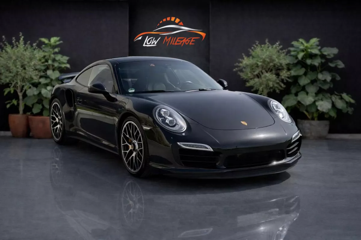 Porsche 911 TURBO S 2014-12-12