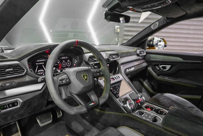 Lamborghini Urus Performante-10