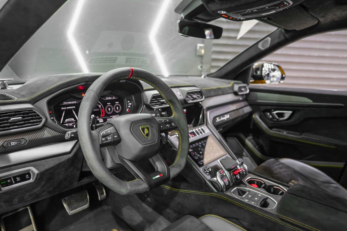 Lamborghini Urus Performante-10-10