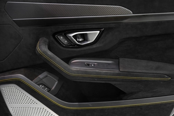 Lamborghini Urus Performante