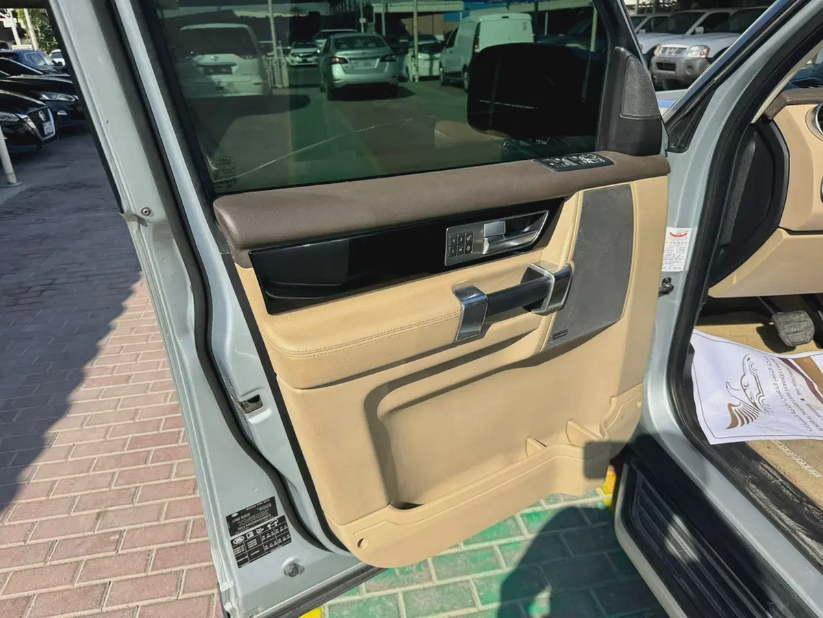 LAND ROVER LR4-5-5