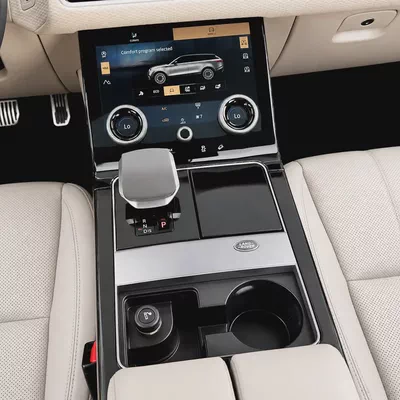 2,299  P.M • 0% Downpayment • Range Rover Velar R-Dynamic SE • 1 Year Warranty-9