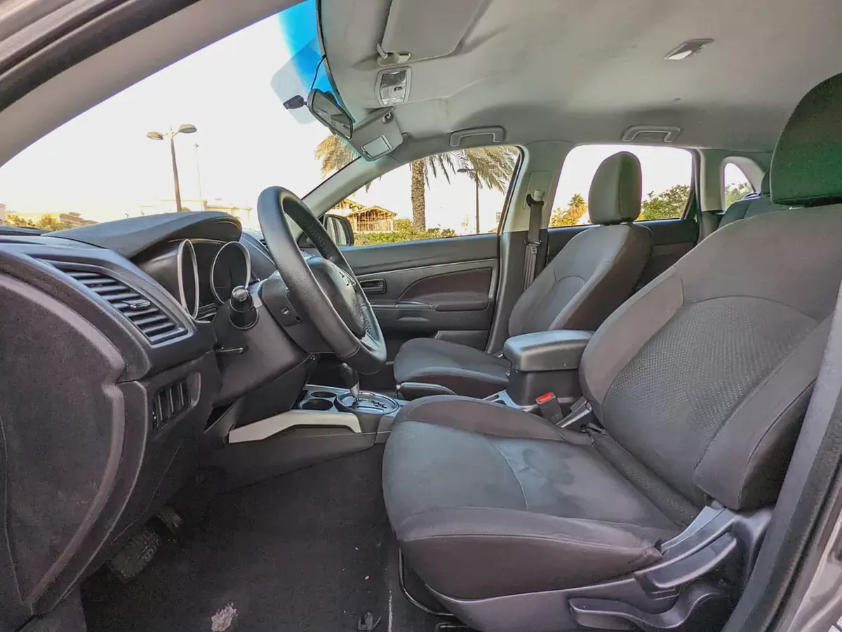 Mitsubishi ASX 4 Cylinder Mini SUV Perfect Inside Out 2013 GCC With Low KM-7-7