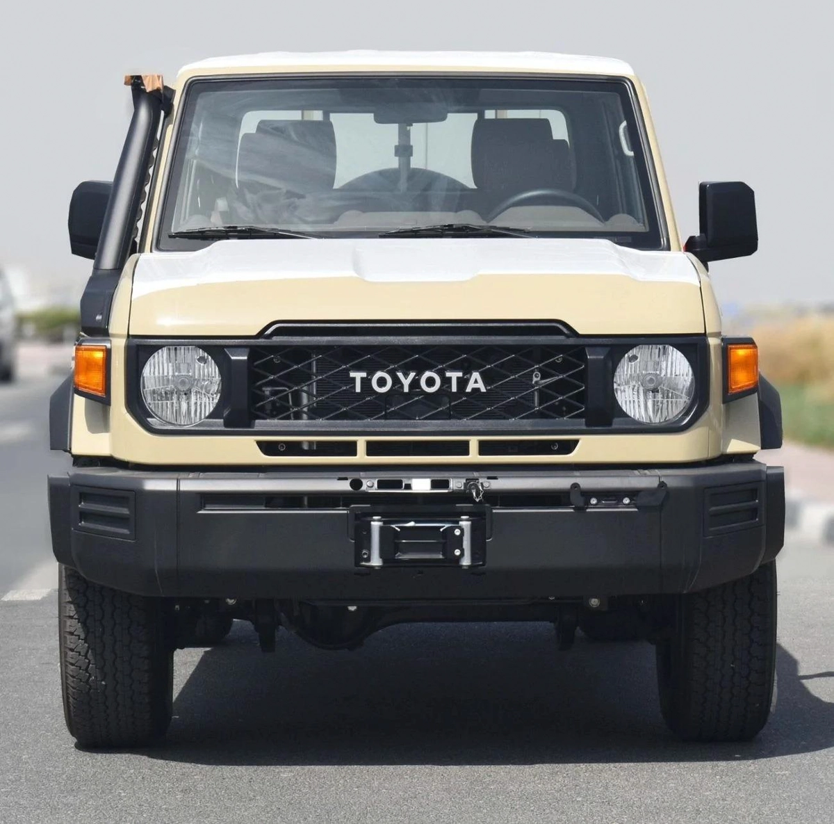 Toyota Land Cruiser-4-4