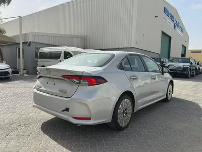 2025 TOYOTA COROLLA GLI 2.0L GCC BRAND NEW 0KM-4
