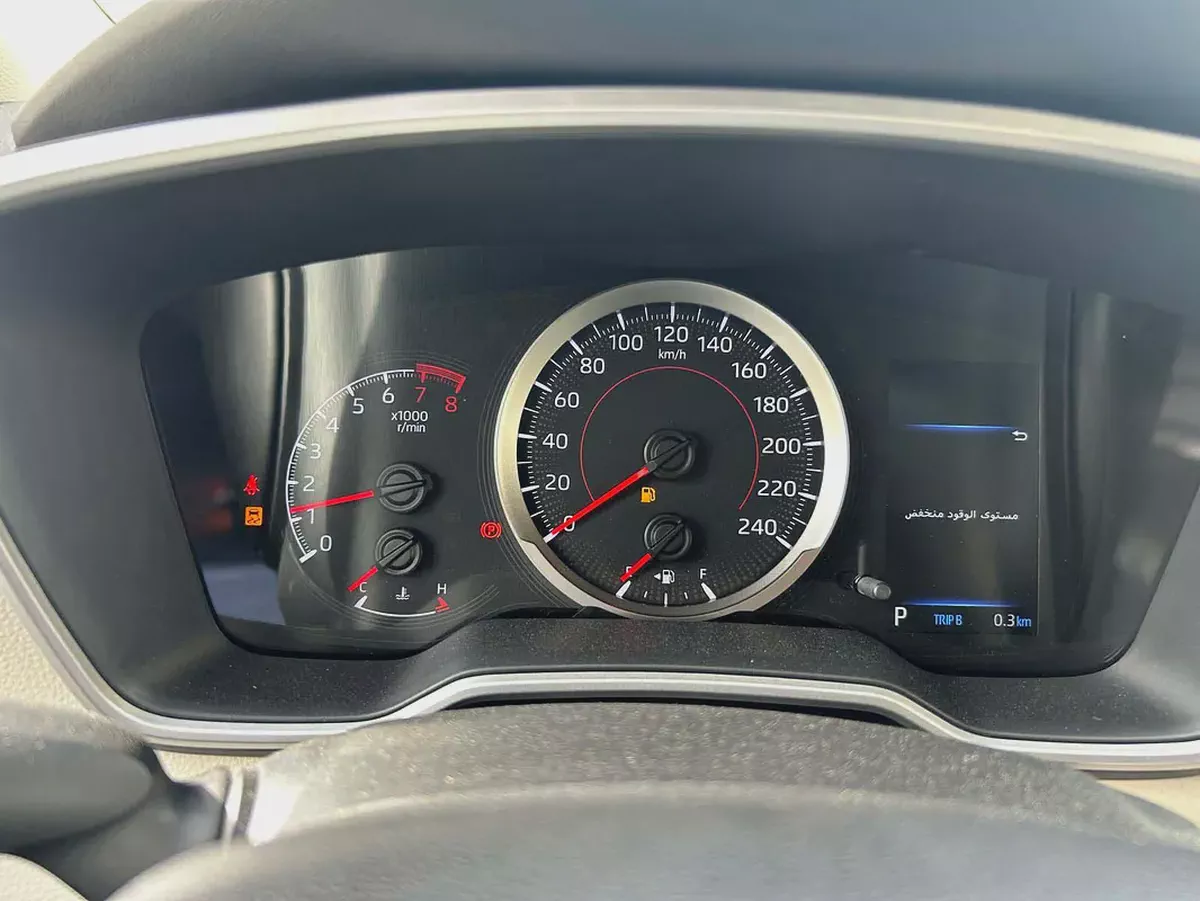 2025 TOYOTA COROLLA GLI 2.0L GCC BRAND NEW 0KM-7-7