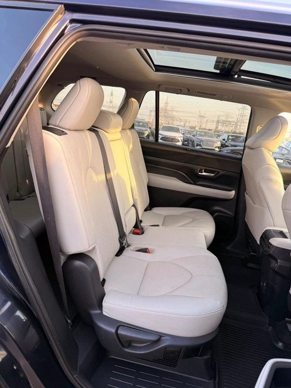 Toyota Grand Highlander Hybrid XLE Full option panoramic, 360 camera 2024