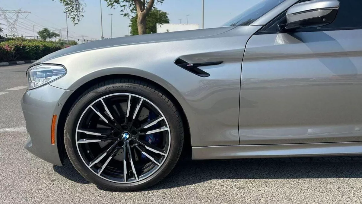 BMW M5 STD BMW 5 Series M5 2018 European specs-21-0