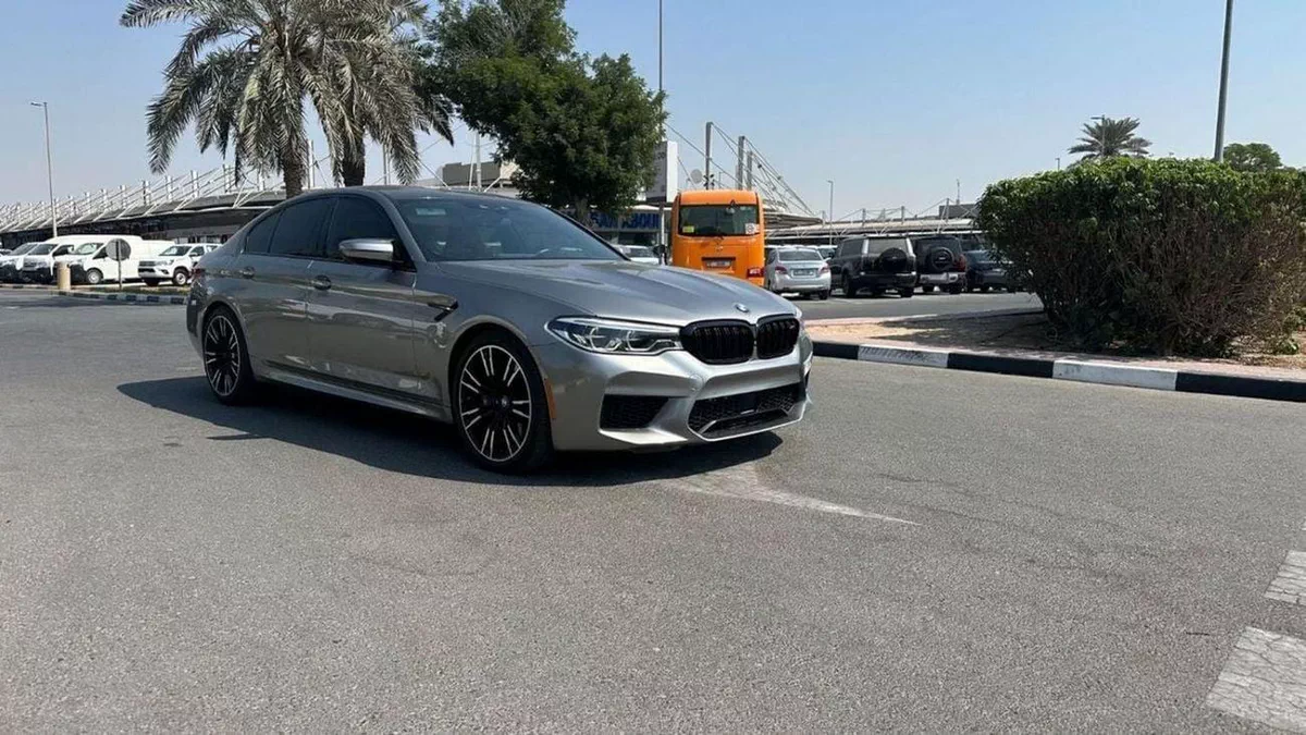 BMW M5 STD BMW 5 Series M5 2018 European specs-1-0