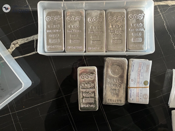 silver bullion bar 1 kg 999
