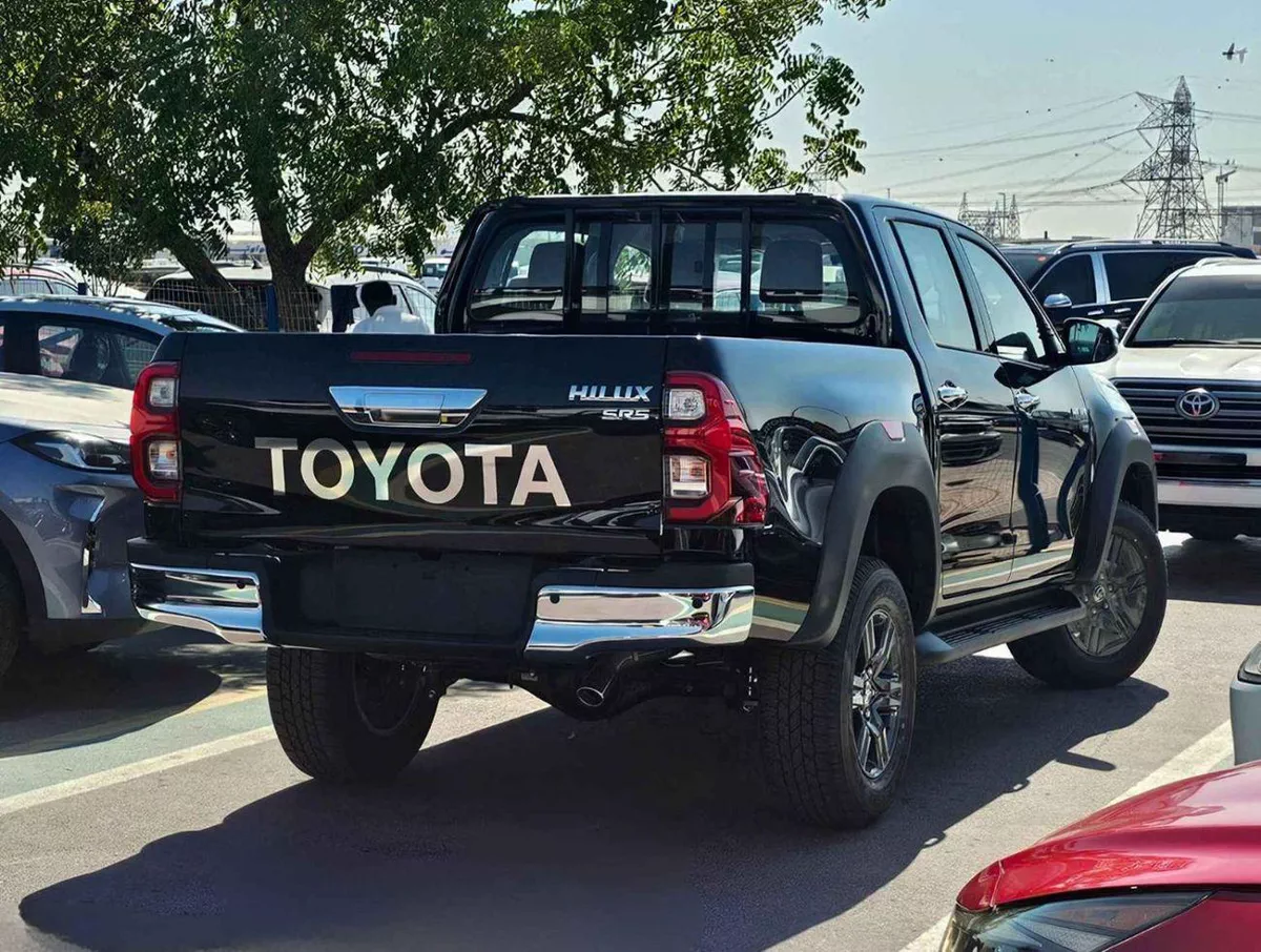 Toyota Hilux SR5 TRD || 4.0L PETROL V6 4WD | WOOD INTERIOR W VISOR | BLIND SPOT | DIFFLOCK | DVD+CAMERA | READY S-4-0
