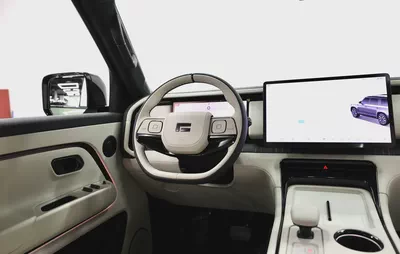 Rox Adamas First-Class-16