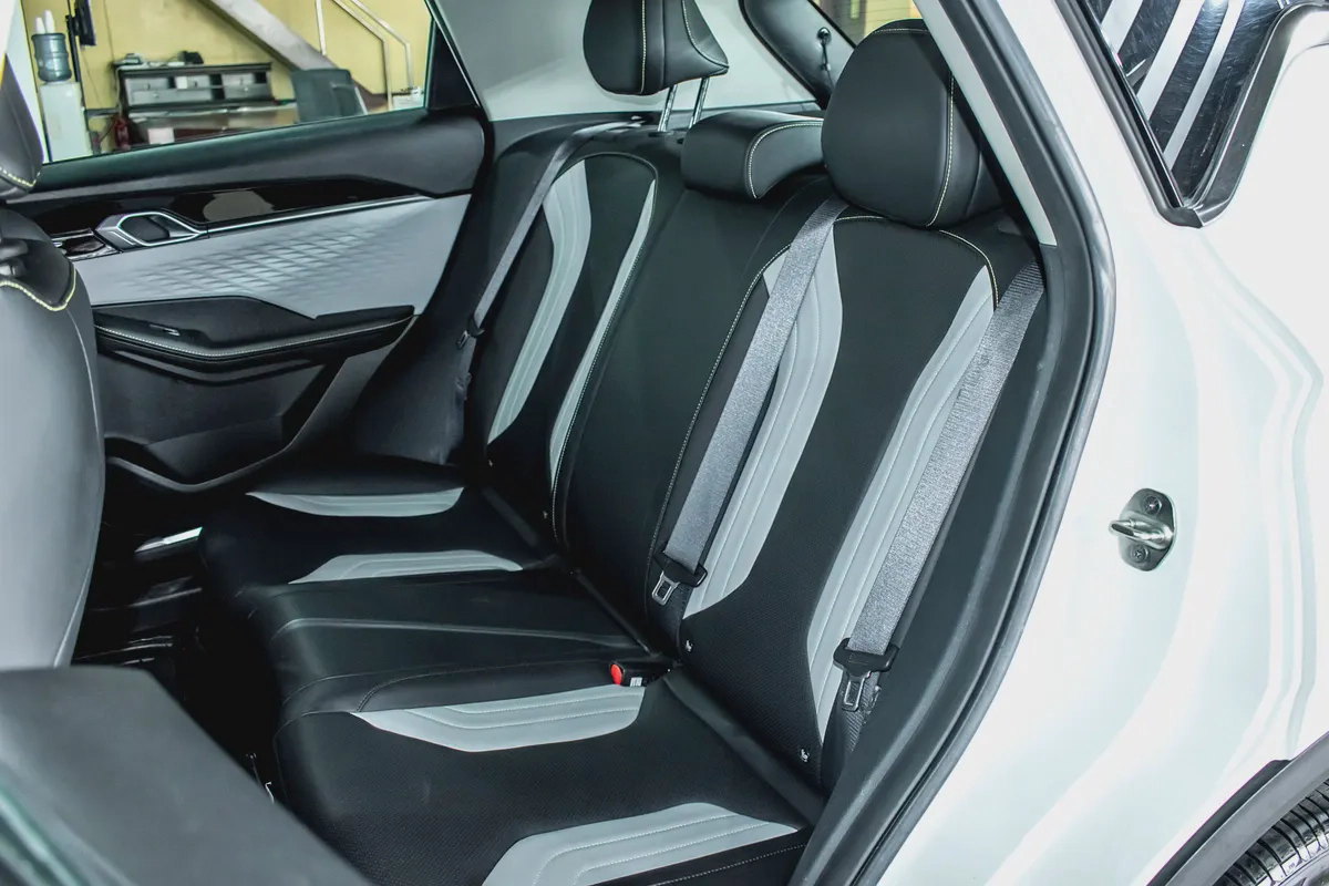 GEELY WARRANTY 2028 / 150,000 KM