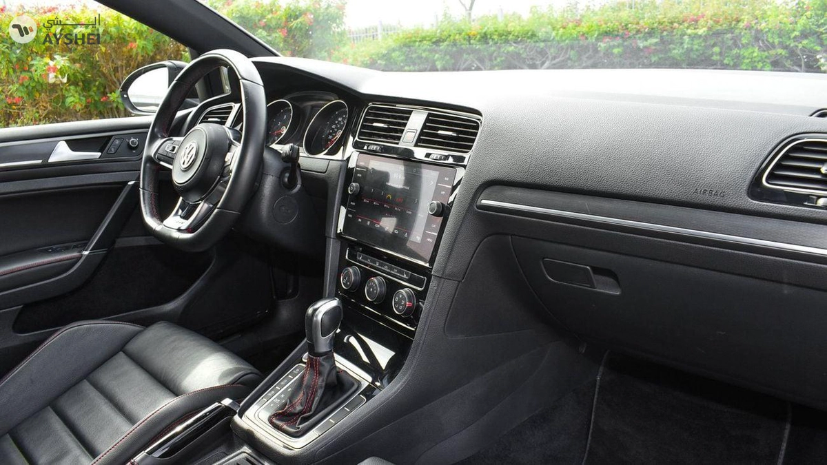 Volkswagen Golf GTI-8-8