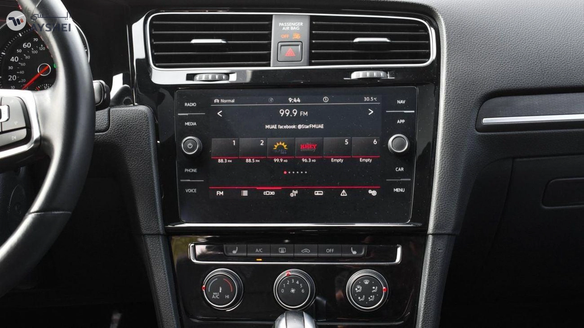 Volkswagen Golf GTI-9-9