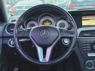 Mercedes-Benz C-Class C200 2012 - American Specs-11