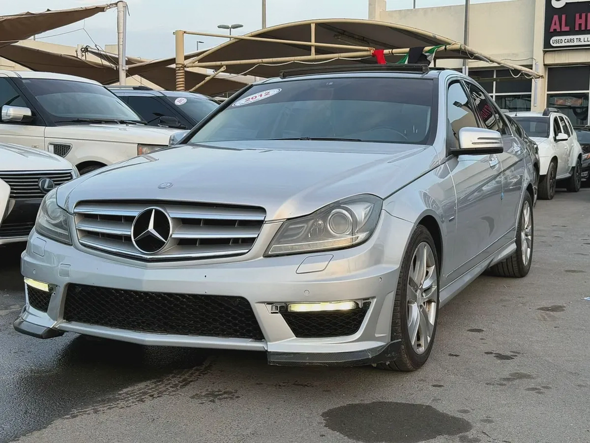 Mercedes-Benz C-Class C200 2012 - American Specs-0-0