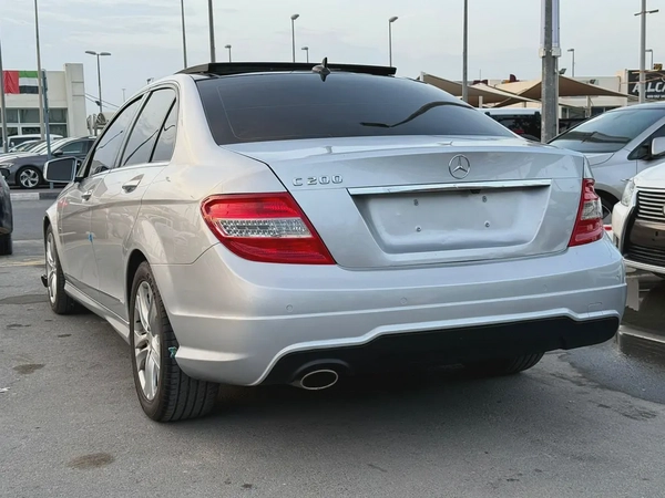 Mercedes-Benz C-Class C200 2012 - American Specs