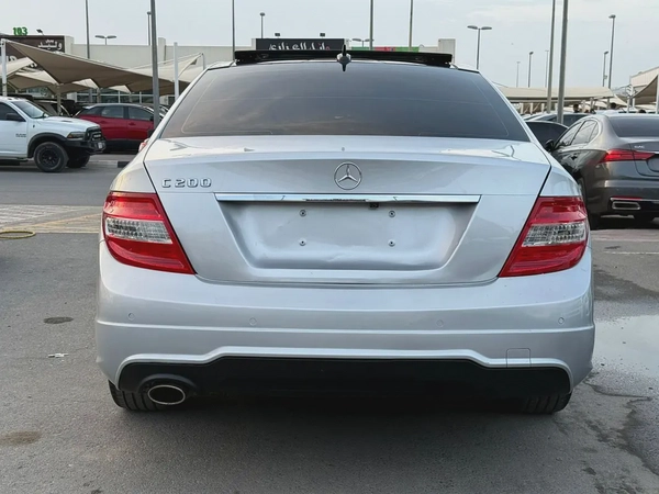 Mercedes-Benz C-Class C200 2012 - American Specs