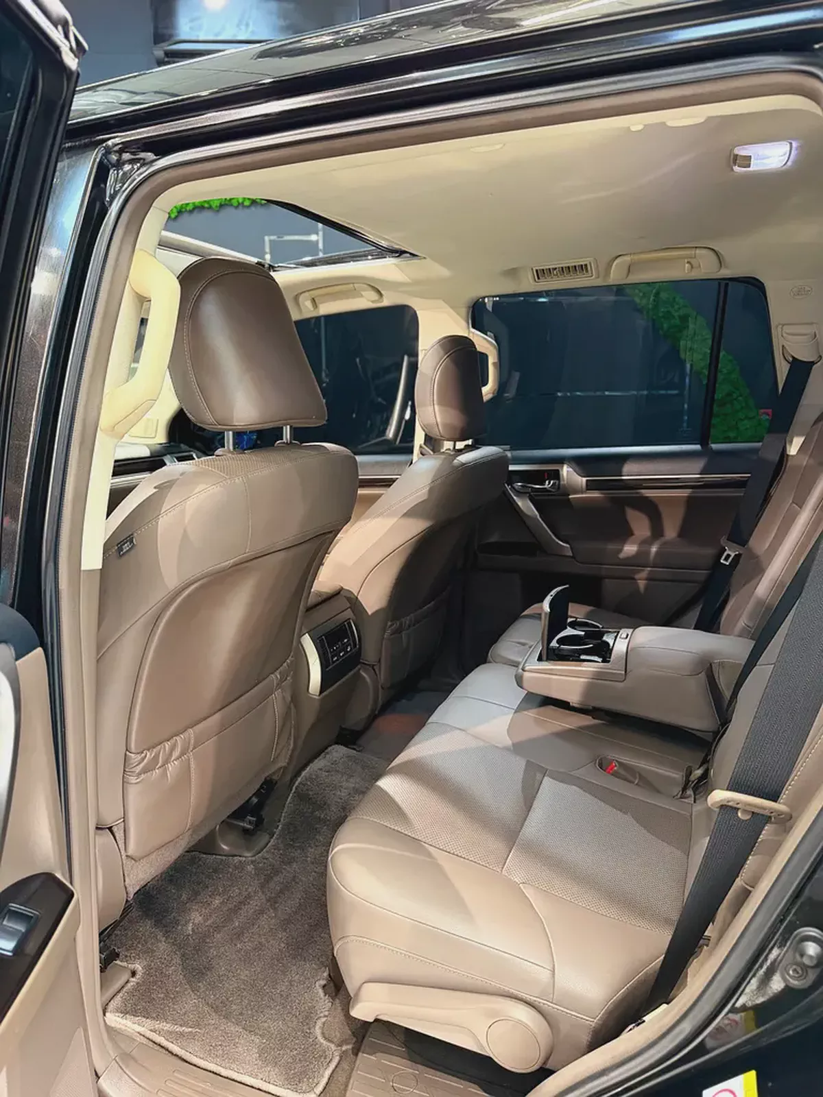 Lexus GX 460 Platinum 2018 | GCC Specs | Pristine Condition-14-14