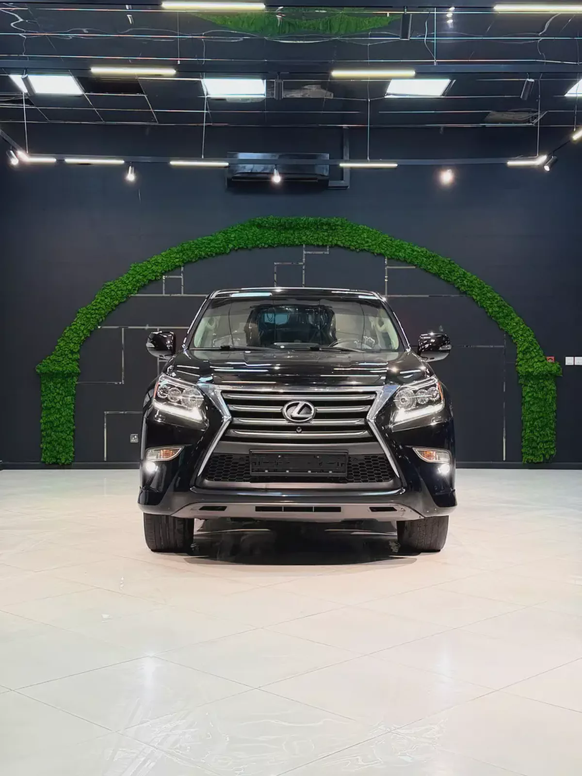 Lexus GX 460 Platinum 2018 | GCC Specs | Pristine Condition-3-3
