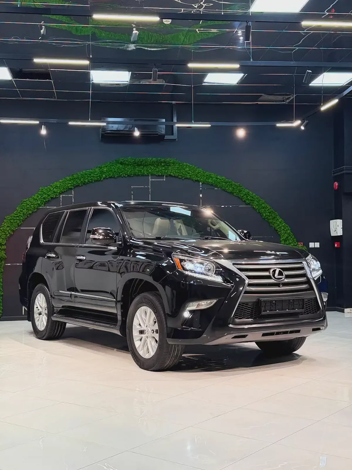 Lexus GX 460 Platinum 2018 | GCC Specs | Pristine Condition-6-6