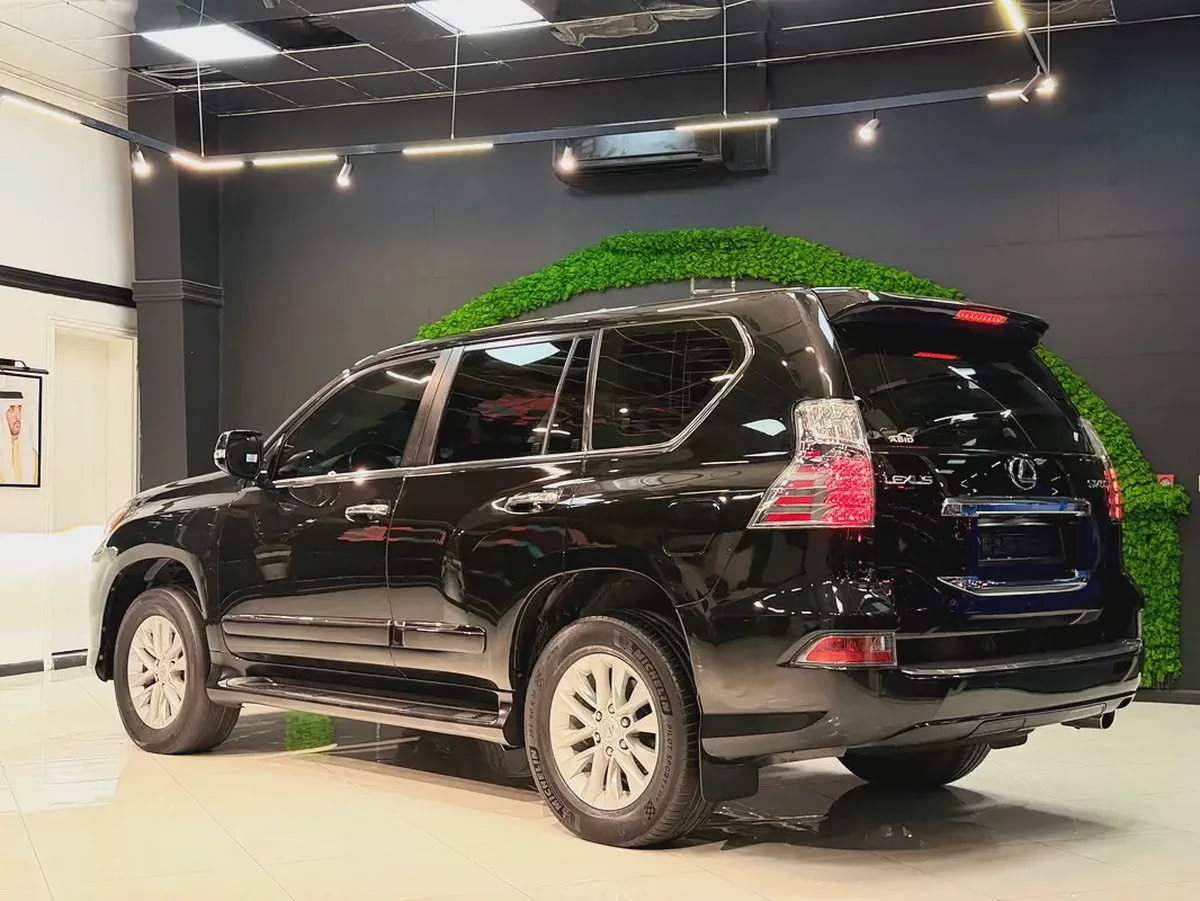 Lexus GX 460 Platinum 2018 | GCC Specs | Pristine Condition-8-8