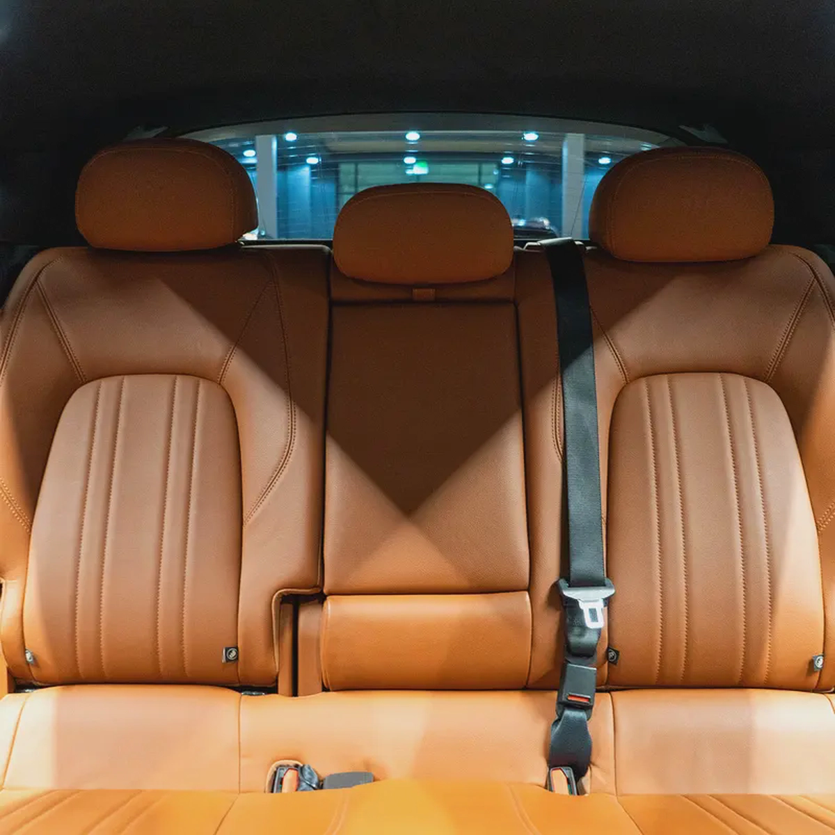 AED 2,490pm • 0% Downpayment • Maserati Levante Q4 • Agency Warranty-14-14
