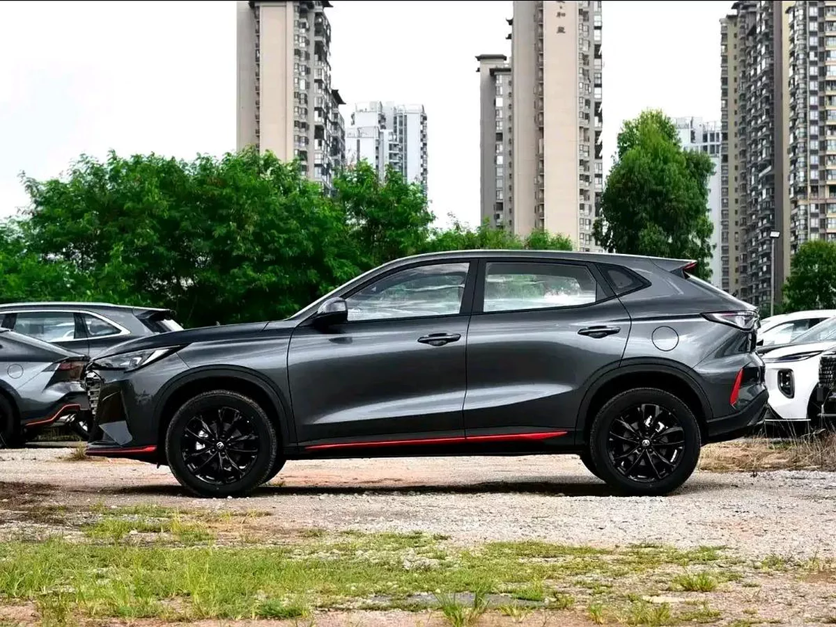 Changan X5 PLUS 1.5T DCT Pioneer PRO-8-8