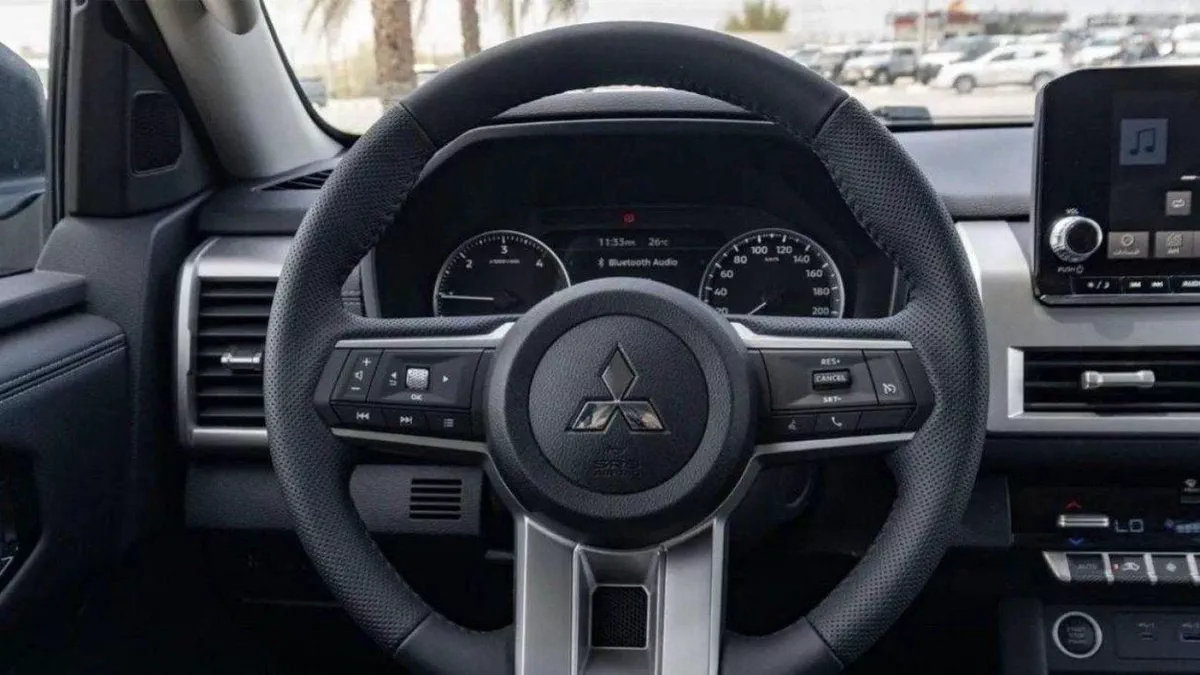 Mitsubishi L200 GLS Mitsubishi L200 SPORTERO 2.4L Diesel Full Option 2025 0KM-13-0
