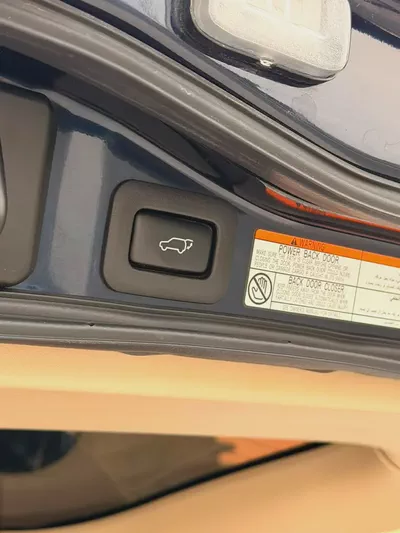 Toyota Land Cruiser GXR 2019 | GCC Specs | Excellent Condition-6