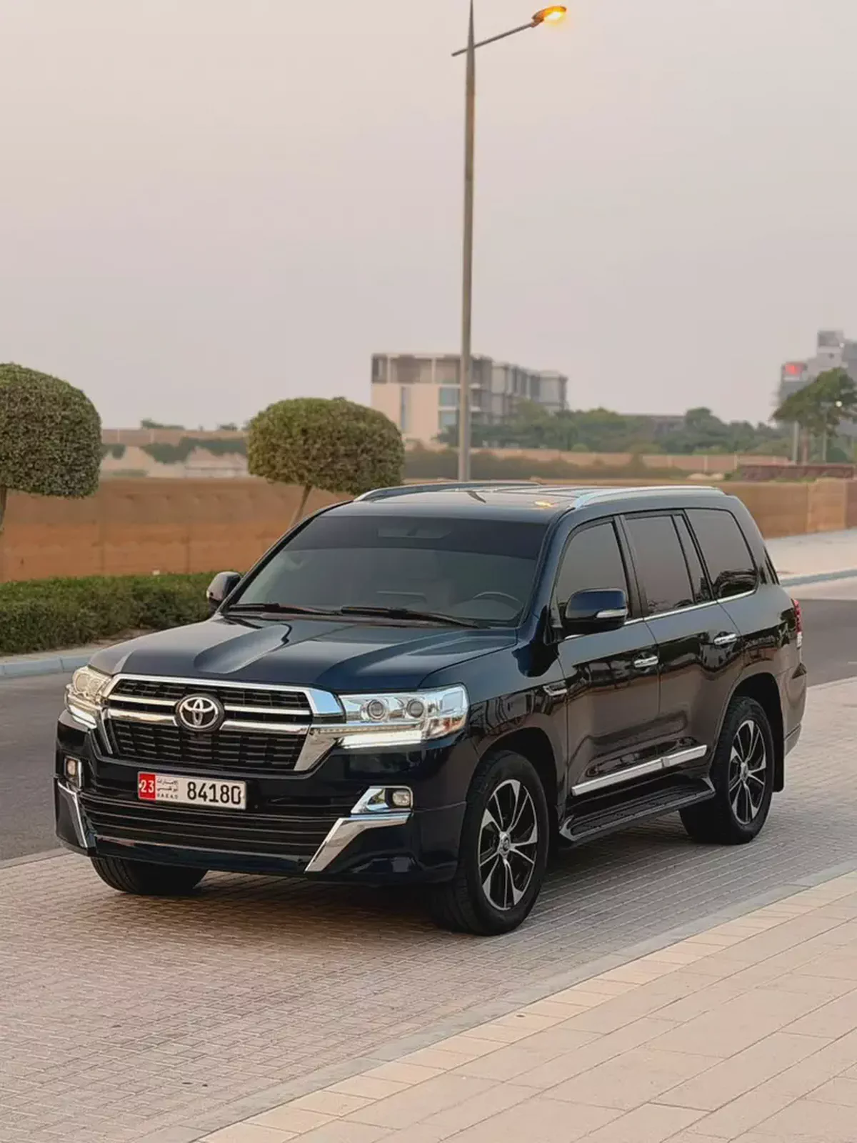 Toyota Land Cruiser GXR 2019 | GCC Specs | Excellent Condition