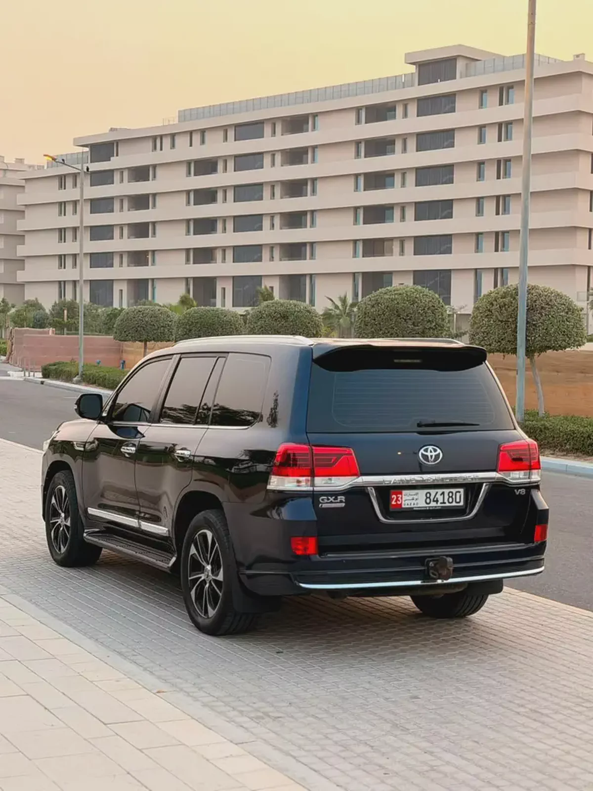 Toyota Land Cruiser GXR 2019 | GCC Specs | Excellent Condition-7-7