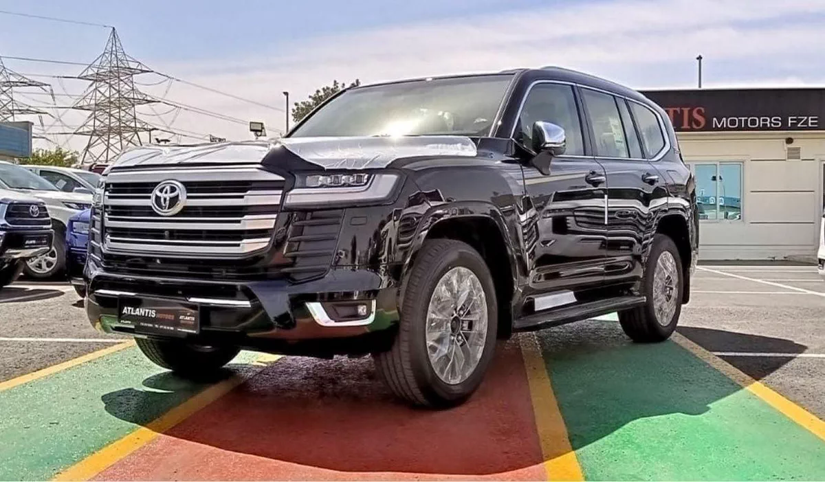Toyota Land Cruiser VXR TOYOTA LANDCRUISER VXR FULL OPTION