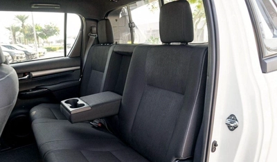 Toyota Hilux HILUX ADVENTURE  2.8L DIESEL 2024-17