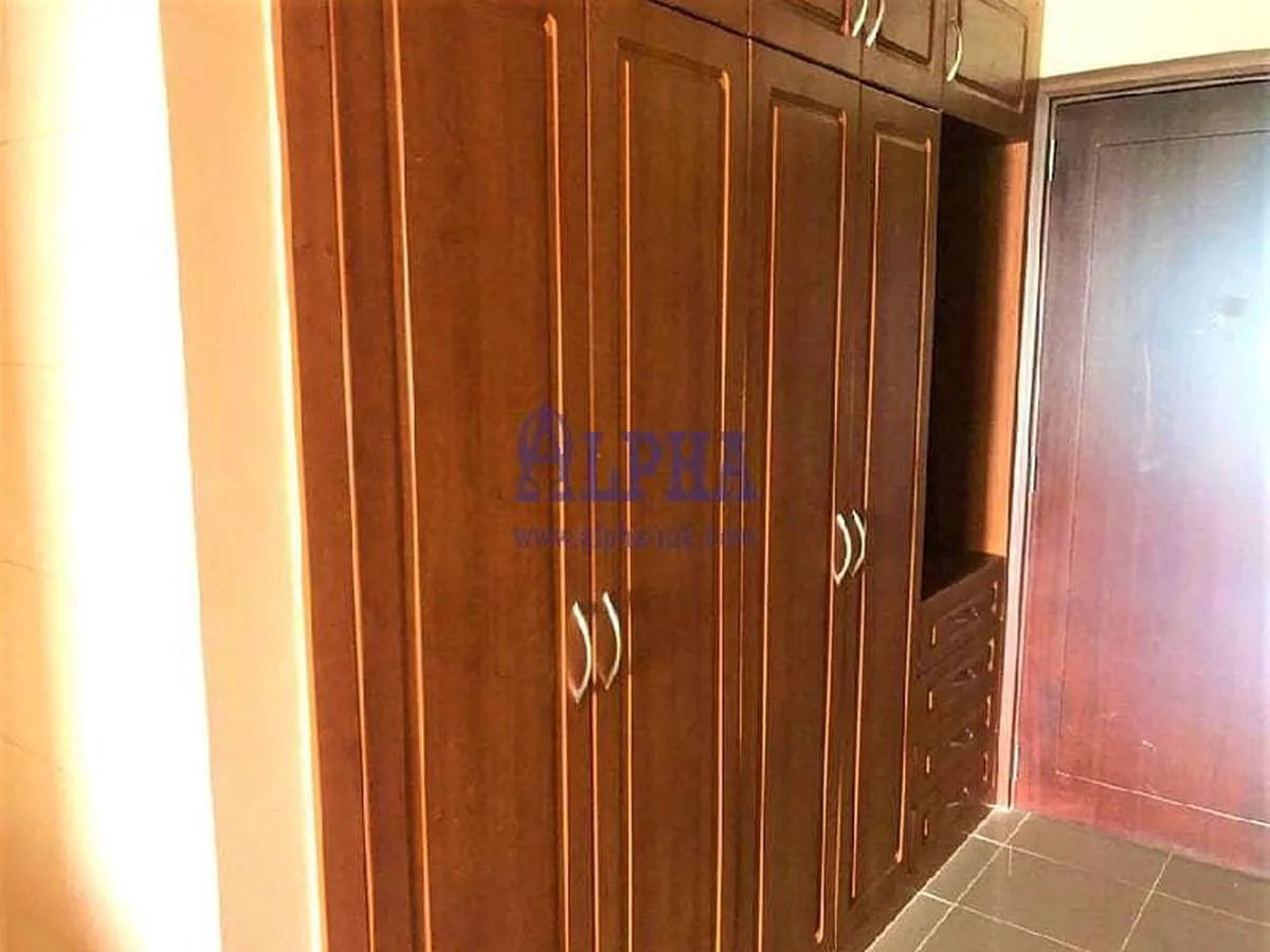 Studio for Sale Great Investment-8-8