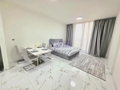 Fully Furnished | Modren Studio | Nice Layout-3