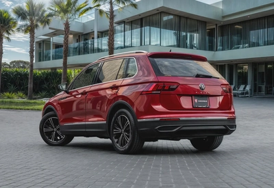 1,626 P.M | Tiguan Life Plus | 0% Downpayment | AGENCY WARRANTY!-2