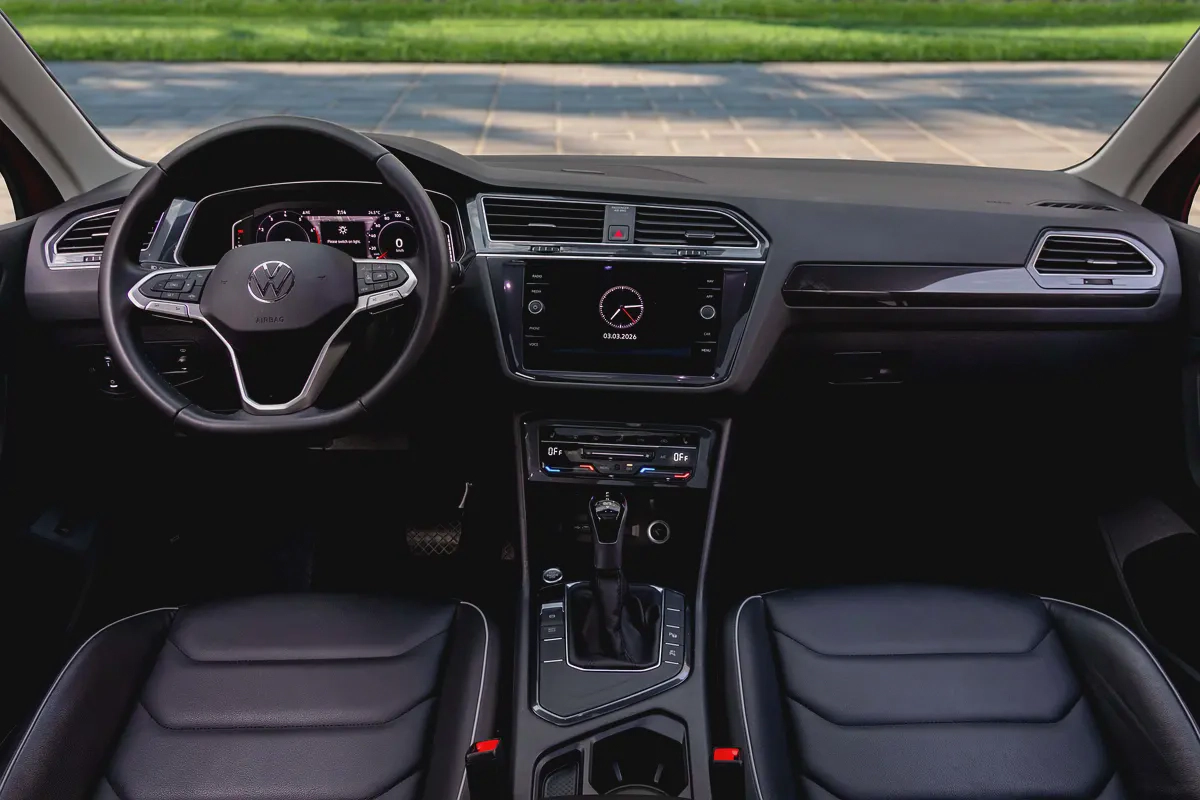 1,626 P.M | Tiguan Life Plus | 0% Downpayment | AGENCY WARRANTY!-7-7