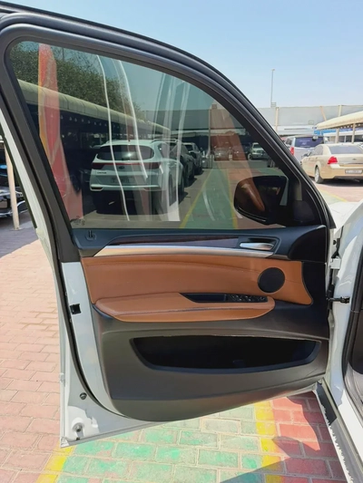 BMW X5 2010 GCC Specs-8