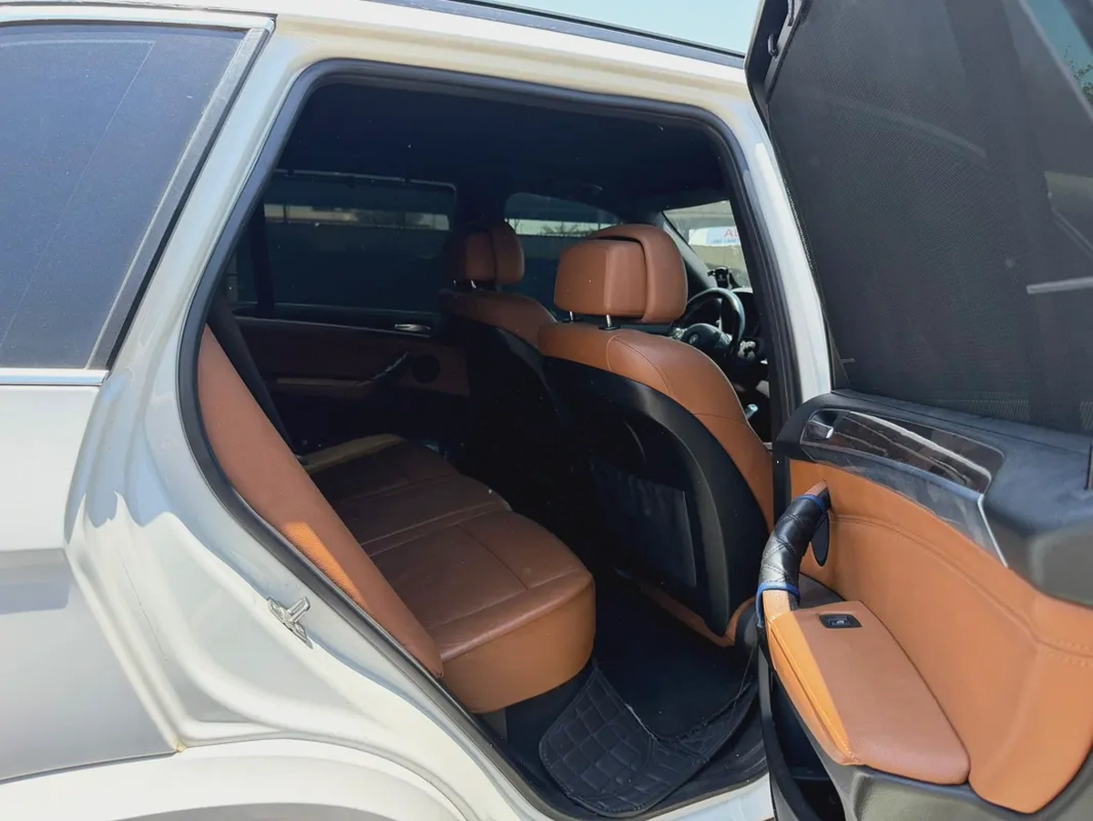 BMW X5 2010 GCC Specs-9-9
