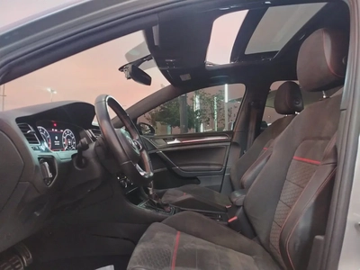 فولكسفاغن جولف GTI MK7 2018 خليجي-11