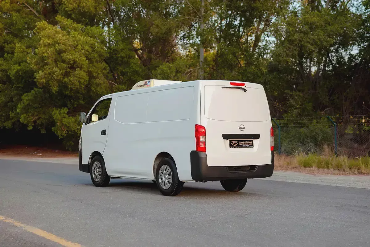 Nissan Urvan | Automatic | Standard Roof Chiller Van | GCC Specs | Ref#N45247-3-3