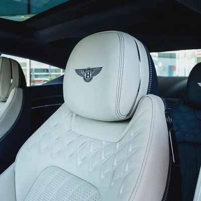 Bentley Continental GT AZURE  V8  2026  DONE ONLY 4000KM-9