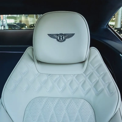 Bentley Continental GT AZURE  V8  2026  DONE ONLY 4000KM-12